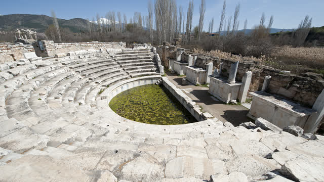 Belediye meclisi toplantı salonu (arşiv)