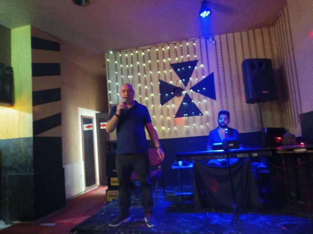 Bayram Akın, Son Çare Restaurant’ta Sahneyi İnletti
