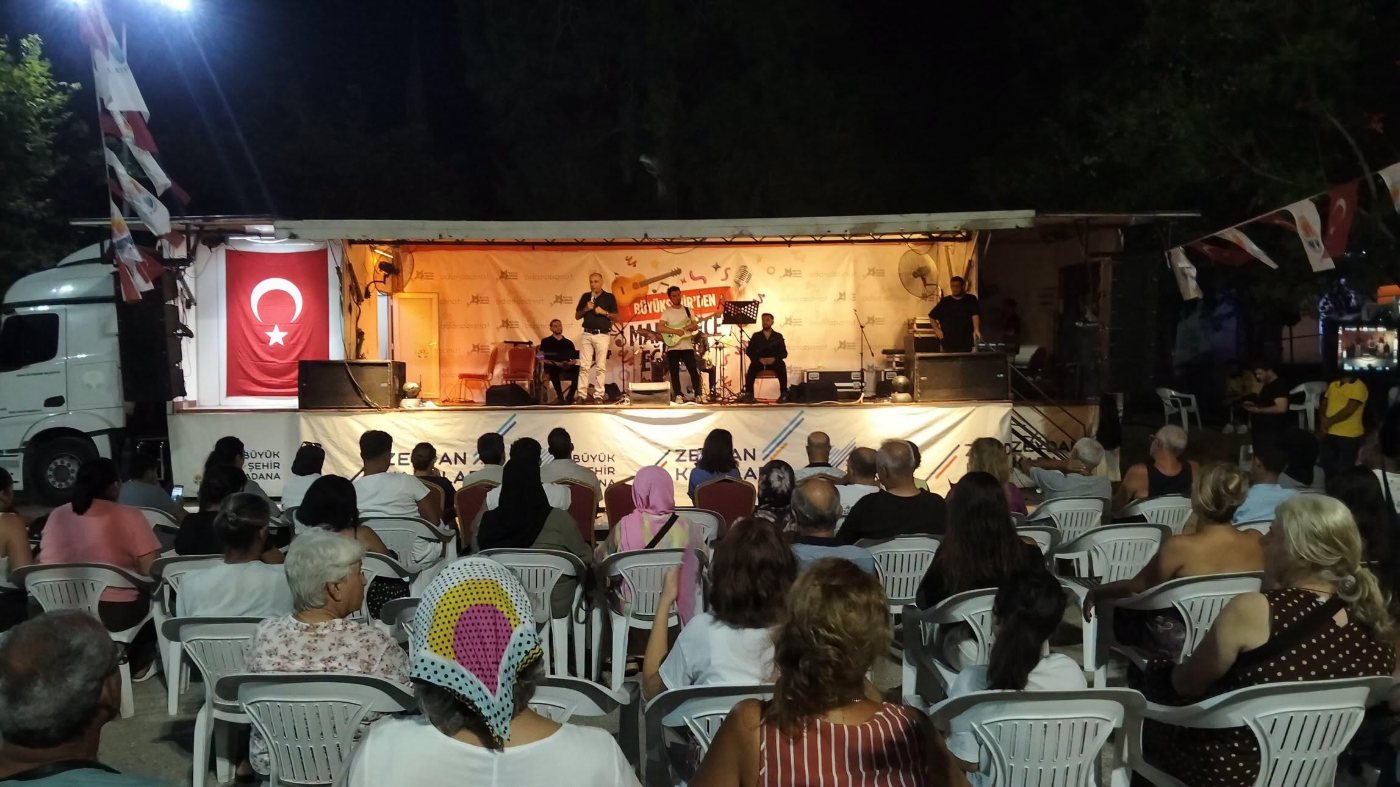 Yumurtalık'ta Zafer Bayramı Coşkusu