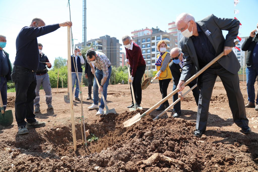 Mezitli Belediyesi Açılışını Yaptığı 62. Koruluğa Dr. Mehmet Yılmazın Adını Verdi