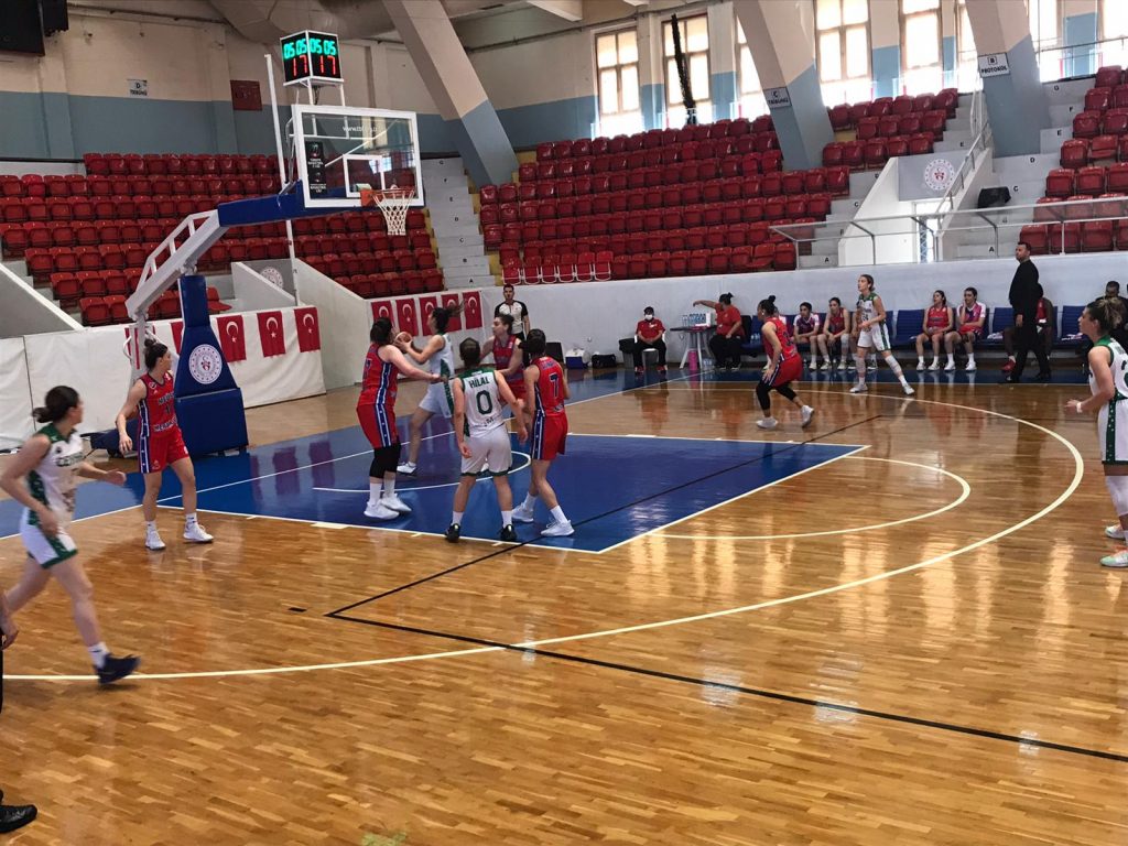 Büyükşehir Kadın Basket Takımı Şampiyonluk Yolunda