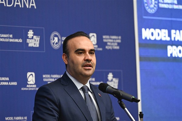 Bakan Kacır: F-16 Elektronik Destek Podumuz envantere girdi
