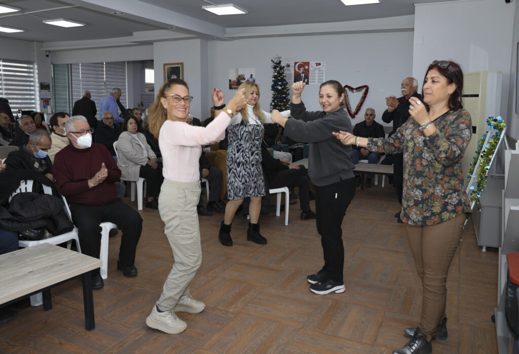 Emekli Evinde Yeni Yıl Coşkusu Yaşandı